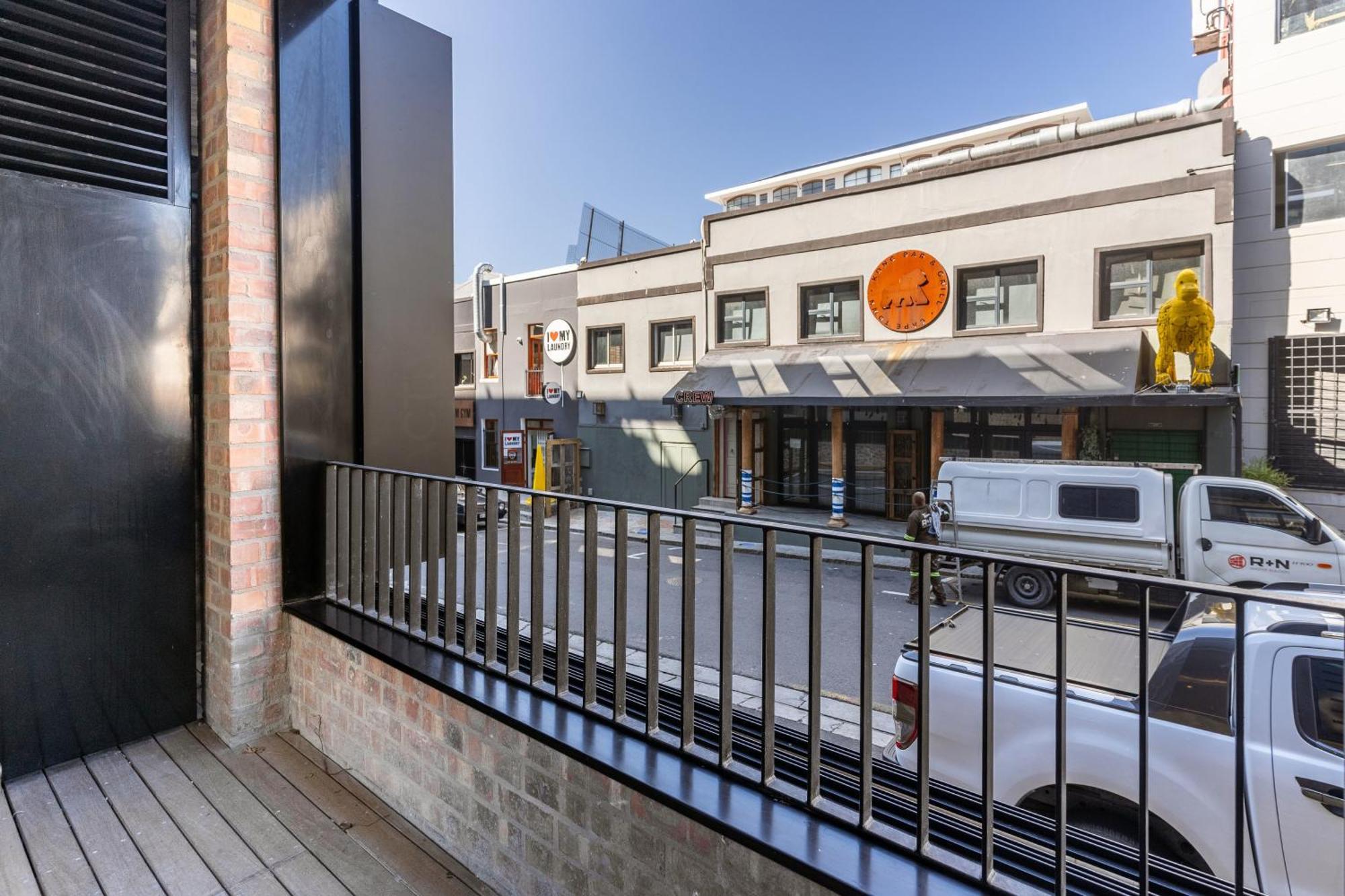 The Signature G16 - Lux 2 Bedroom Aprt In De Waterkant Cape Town