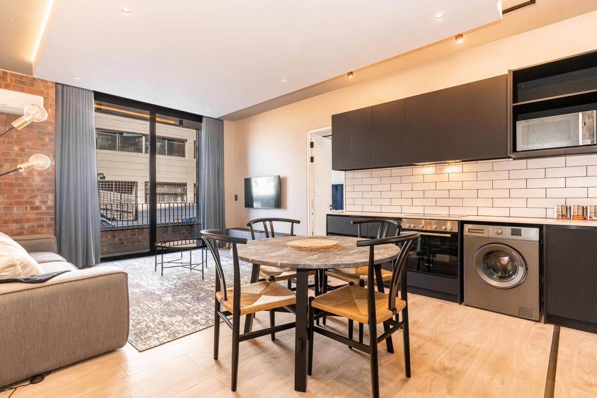The Signature G16 - Lux 2 Bedroom Aprt In De Waterkant Apartment